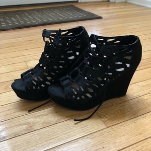 Black lace up wedges